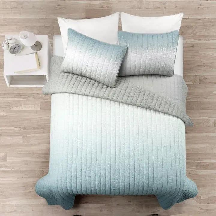 Full/Queen Aqua Blue and Grey Lightweight Polyester Fabric 3 Piece Quilt Set by HomePacific