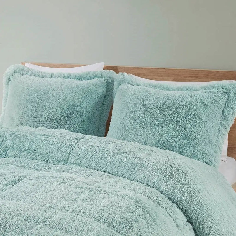 Full/Queen Soft Sherpa Faux Fur 3-Piece Comforter Set in Light Teal Blue by HomePacific