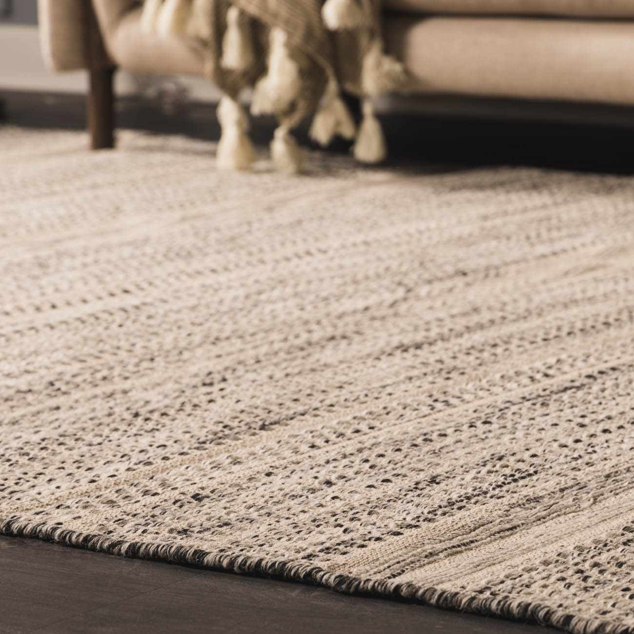 Arabi Wool Area Rug by Boutique Rugs