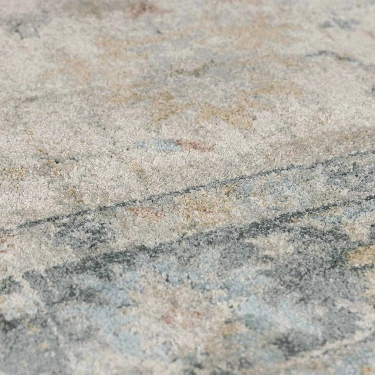Ahmaud Beige & Light Gray Thick Luxe Area Rug by Boutique Rugs