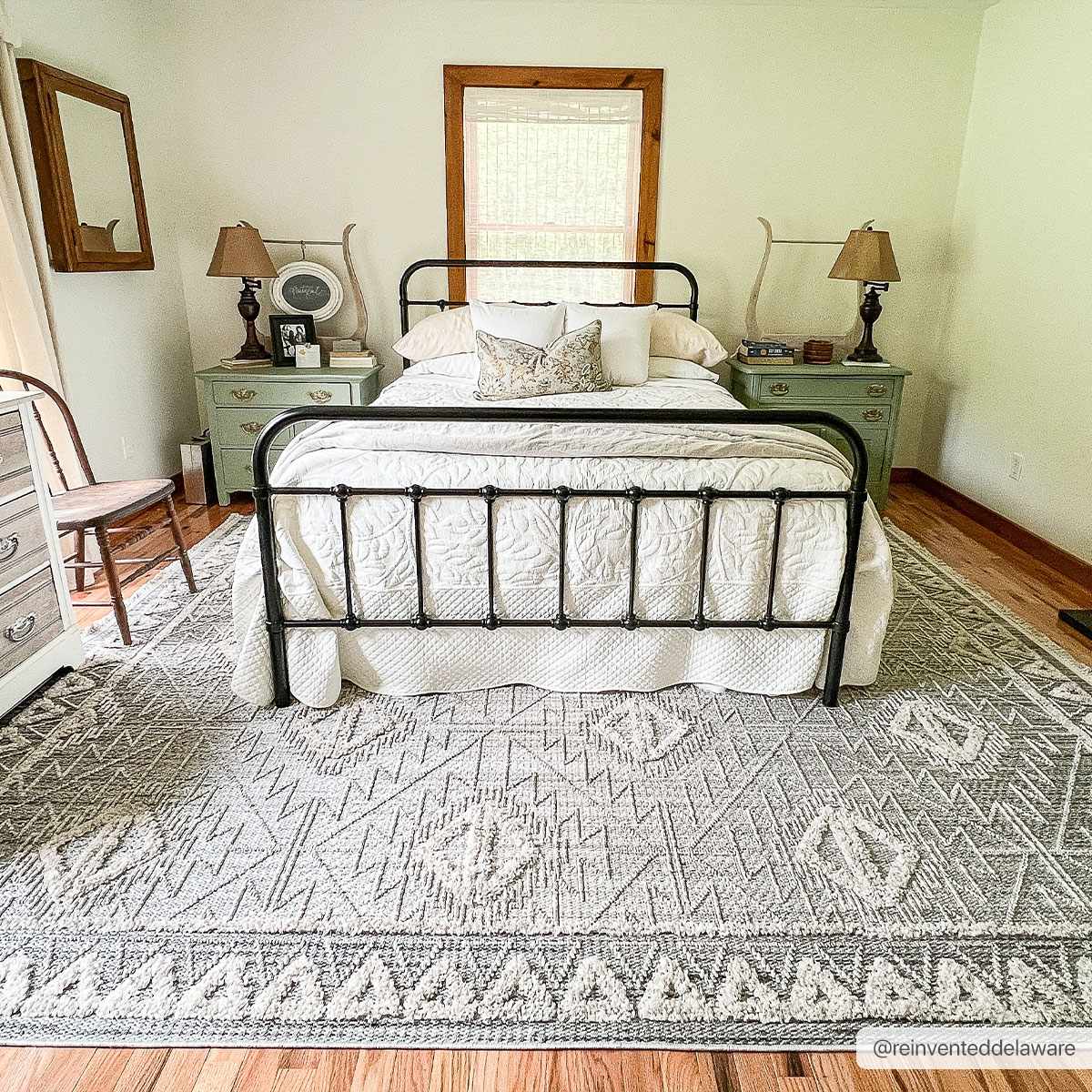 Agoo Area Rug by Hauteloom