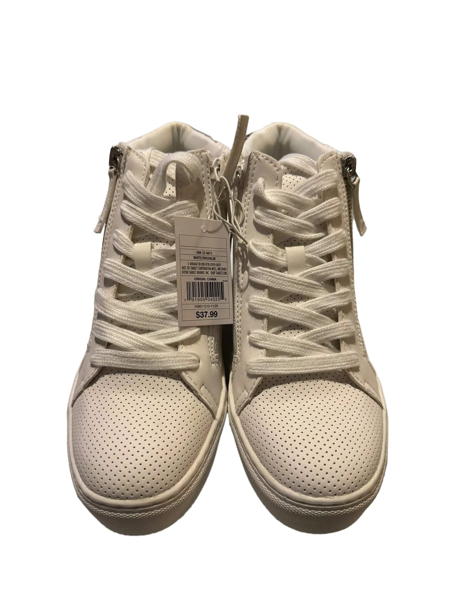 Universal Thread Brooklyn Lace Up Sneakers NEW Size 8.5 White by Selzalot