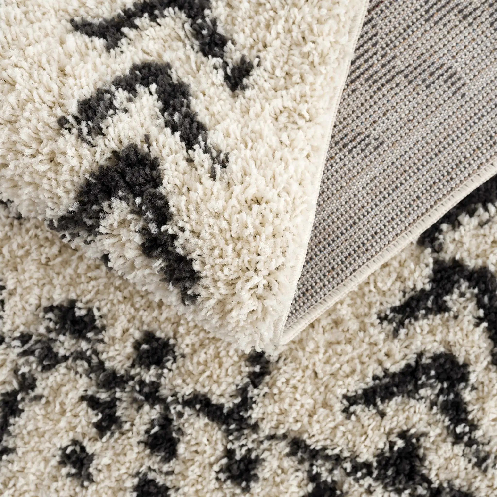Hauppauge Berber Shag Carpet - Clearance by Boutique Rugs