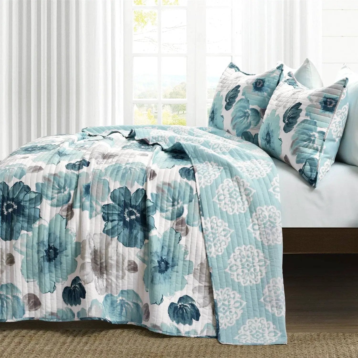 Full/Queen Blue Grey Flowers Lightweight Polyester Microfiber Quilt Set by HomePacific