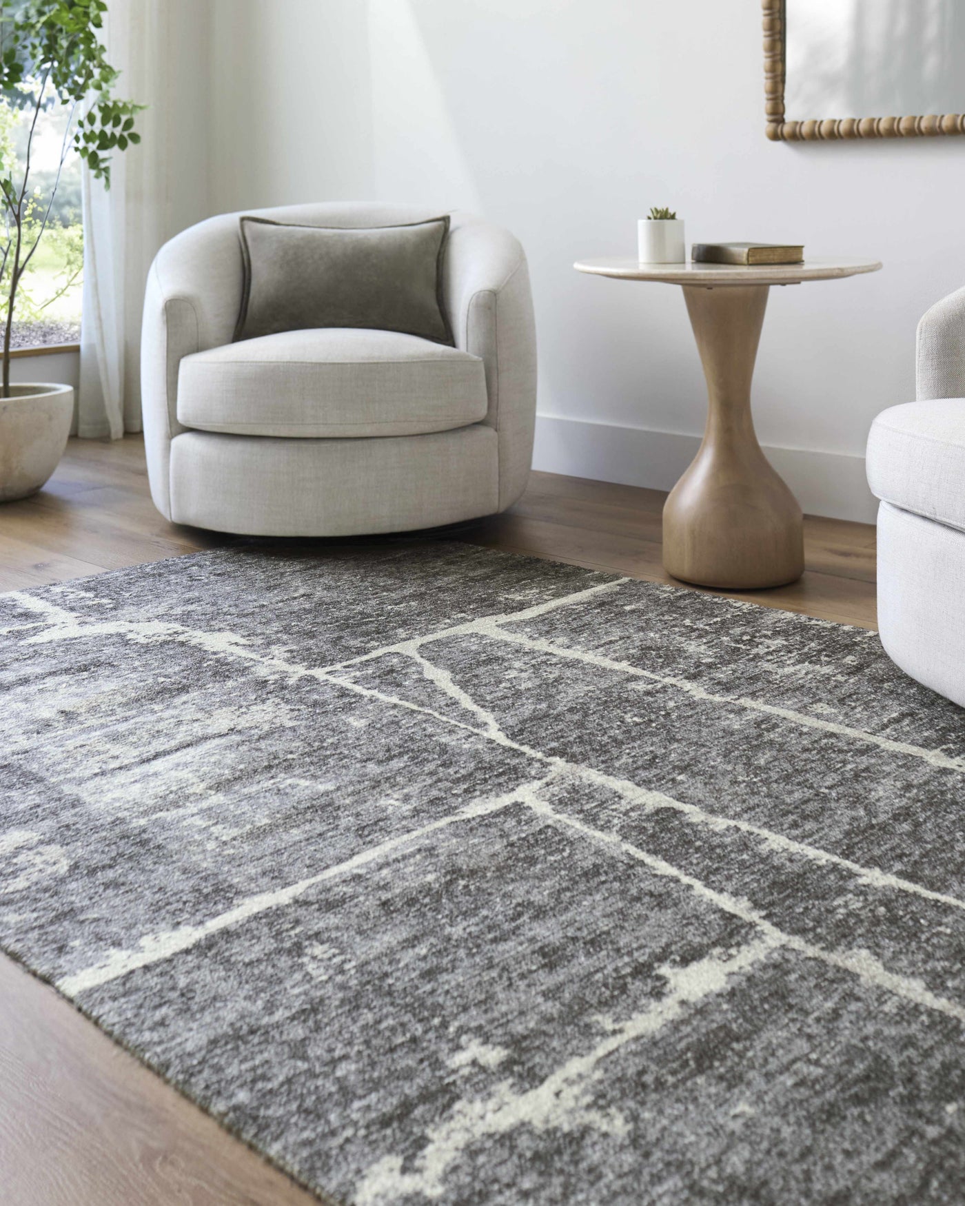 Janek Handmade Galey Alix x LIVABLISS GAJA-2302 Area Rug by Boutique Rugs