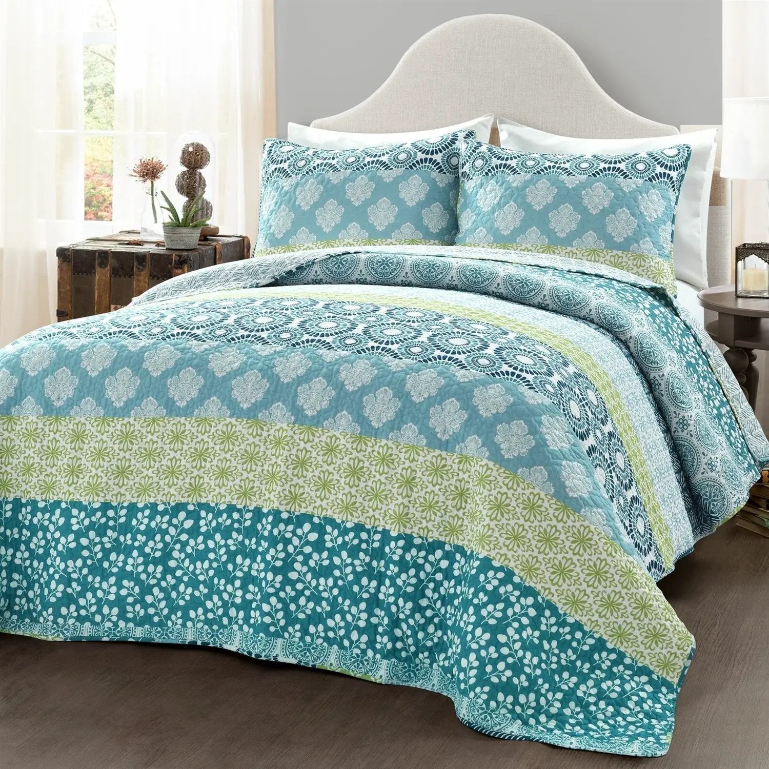 Full/Queen Cotton 3 Piece Reversible Blue White Green Floral Damask Quilt Set by HomePacific