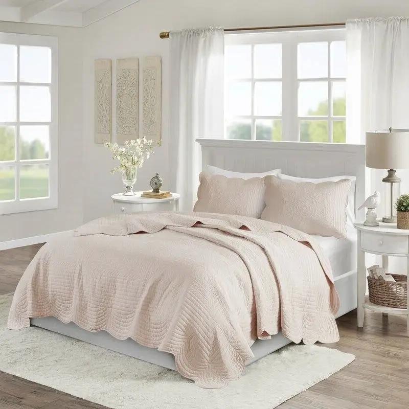 Full/Queen Size 3 Piece Reversible Scalloped Edges Microfiber Quilt Set in Blush by HomePacific