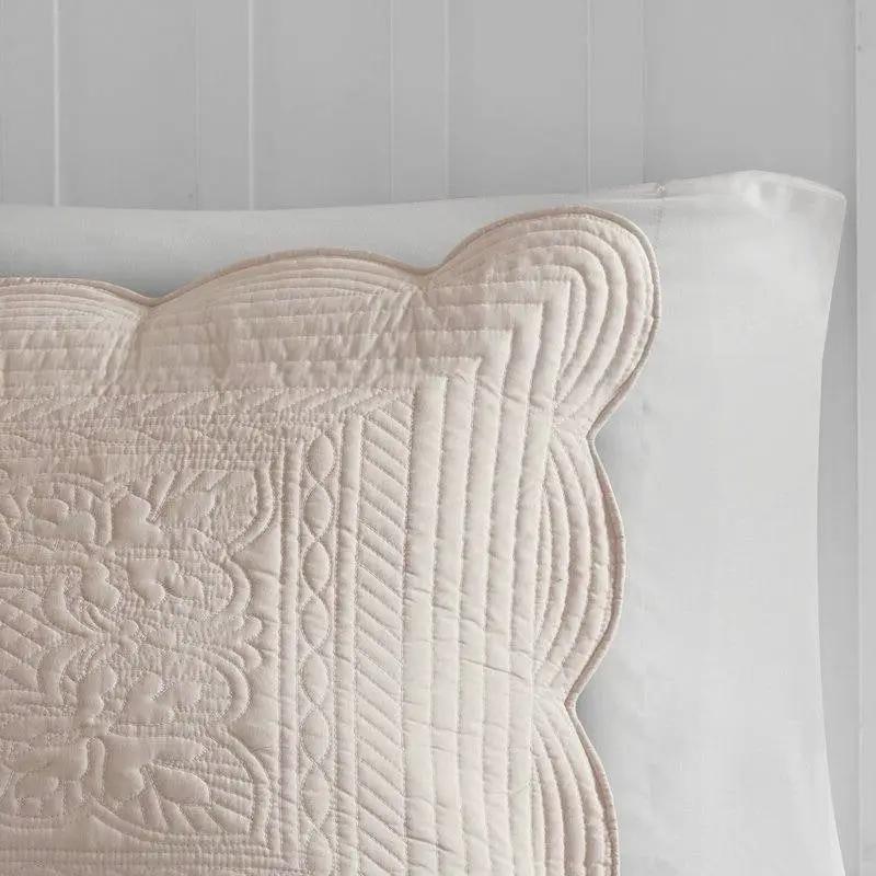Full/Queen Size 3 Piece Reversible Scalloped Edges Microfiber Quilt Set in Blush by HomePacific