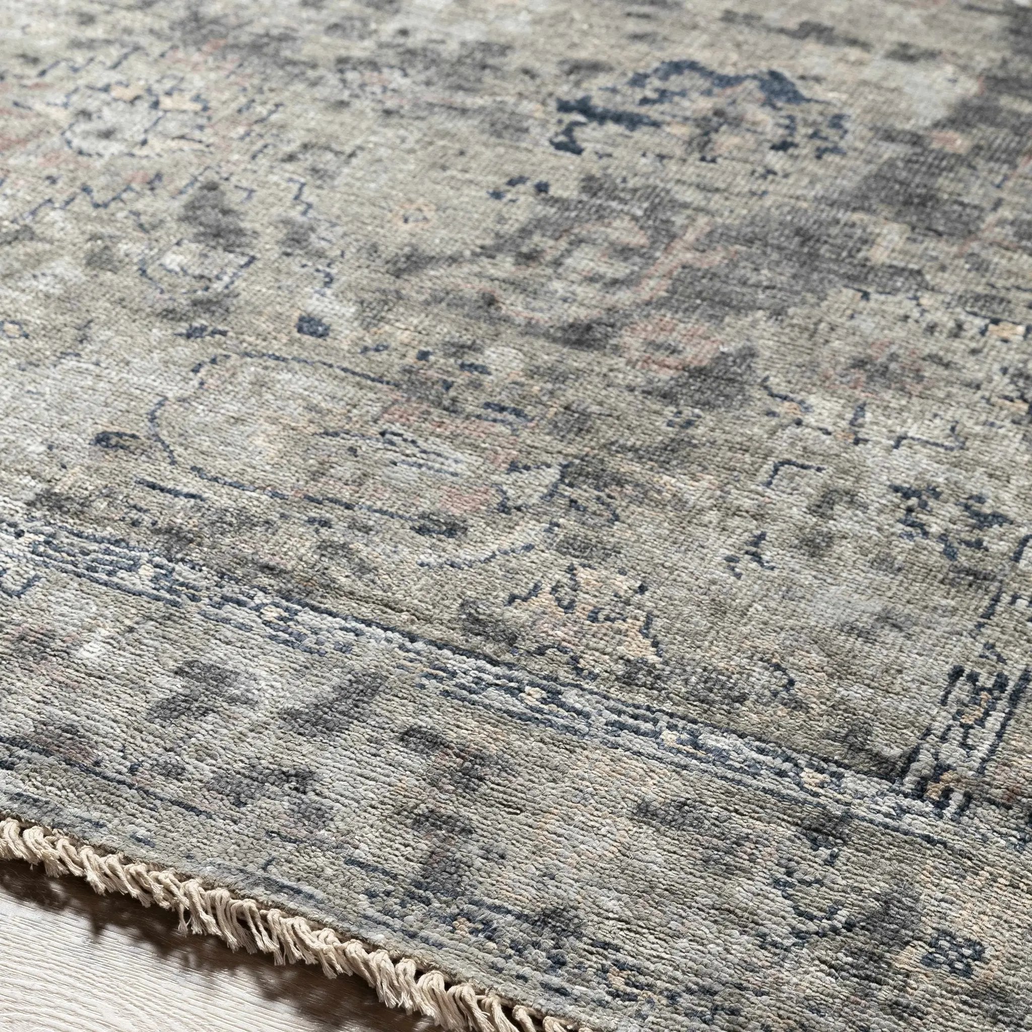 Ballantrae Premium Rug - Clearance by Boutique Rugs