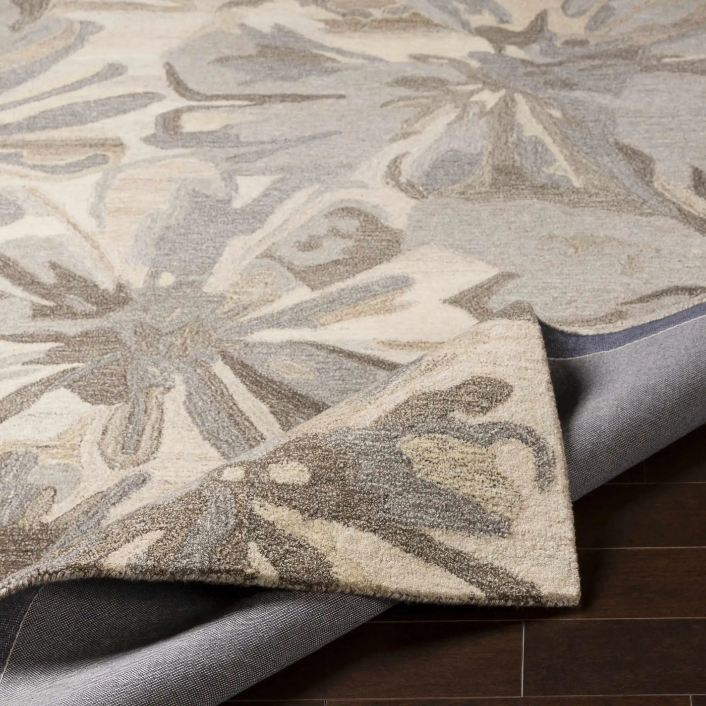 Ilfeld Athena Beige Floral Wool Rug by Boutique Rugs