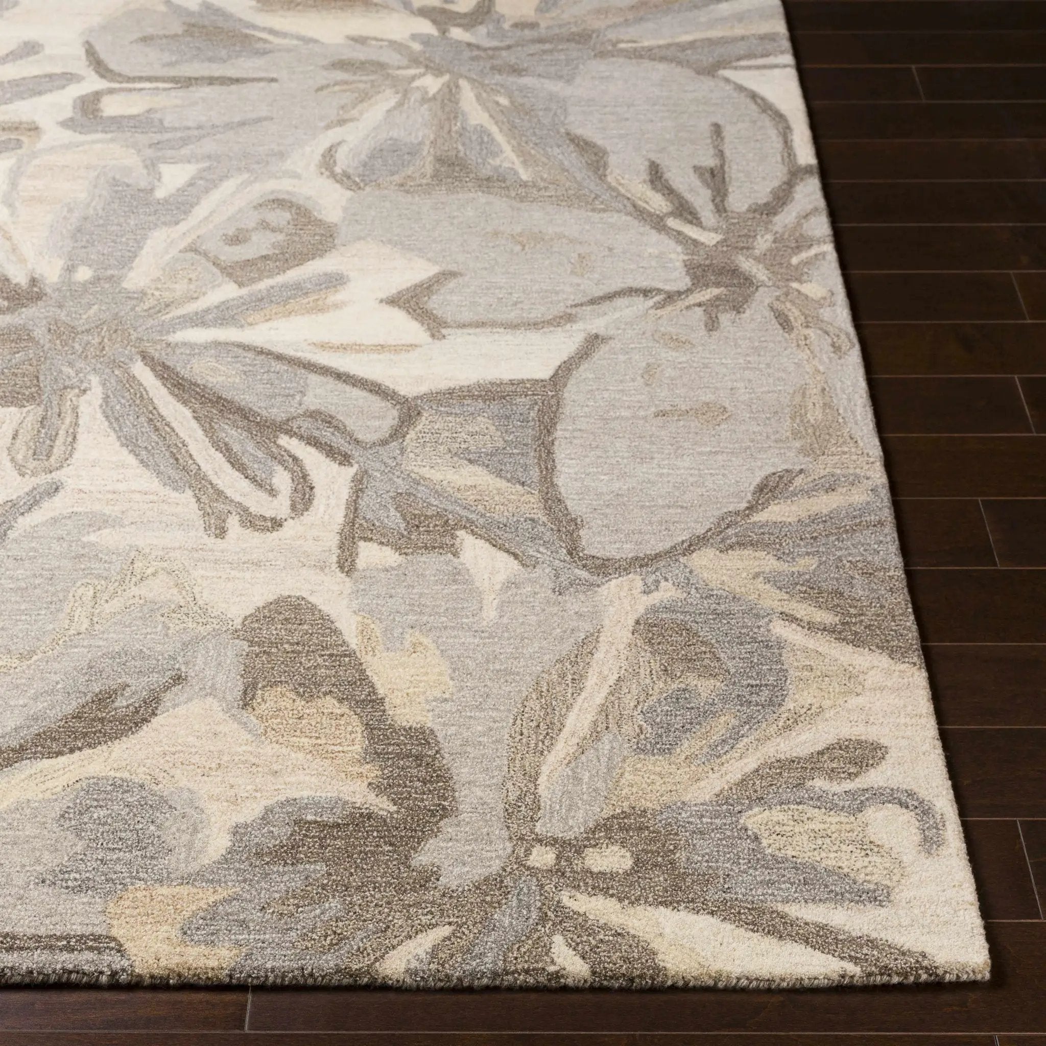 Ilfeld Athena Beige Floral Wool Rug by Boutique Rugs