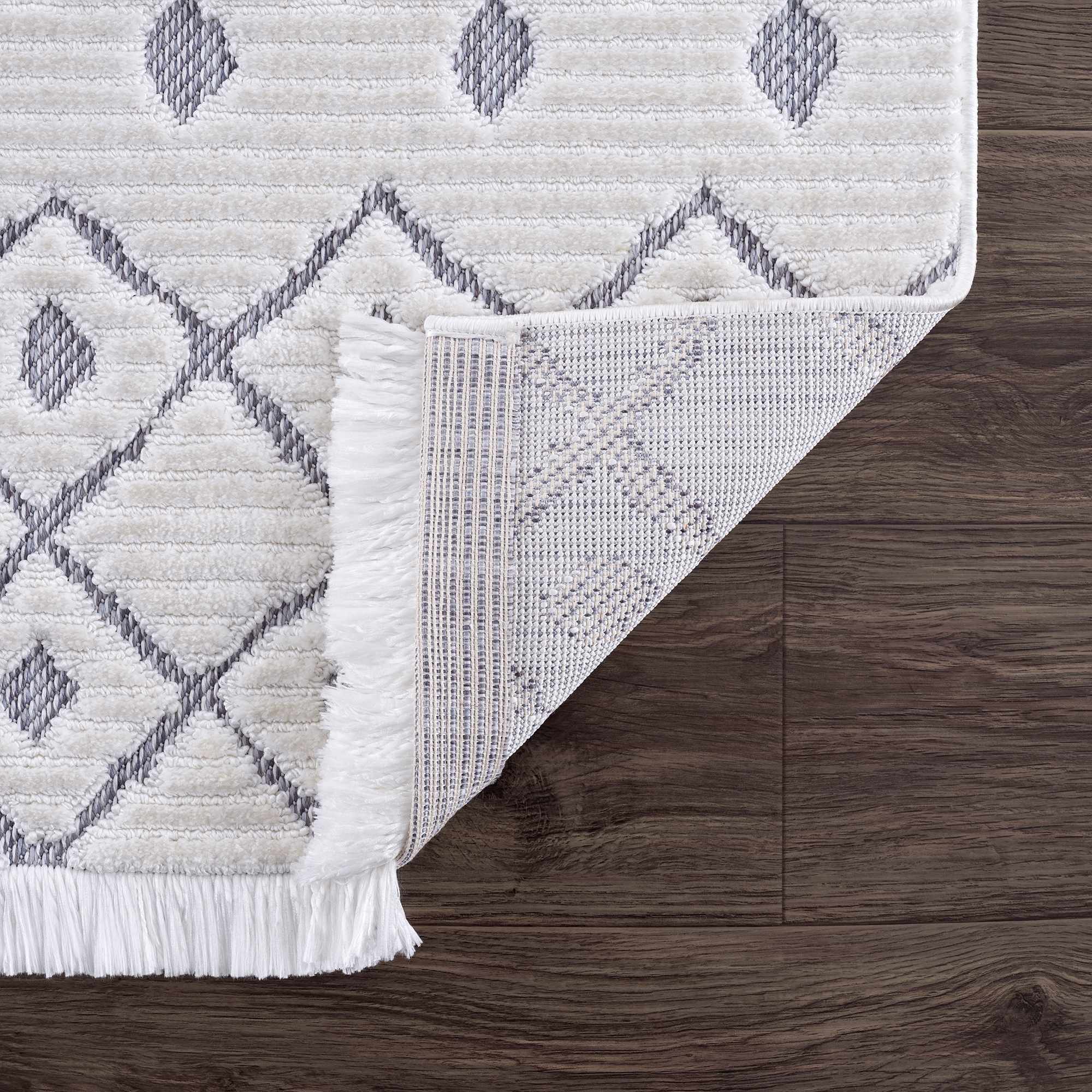 Ivory Gray Beil Textured Trellis Fringe Area Rug - Clearance by Boutique Rugs