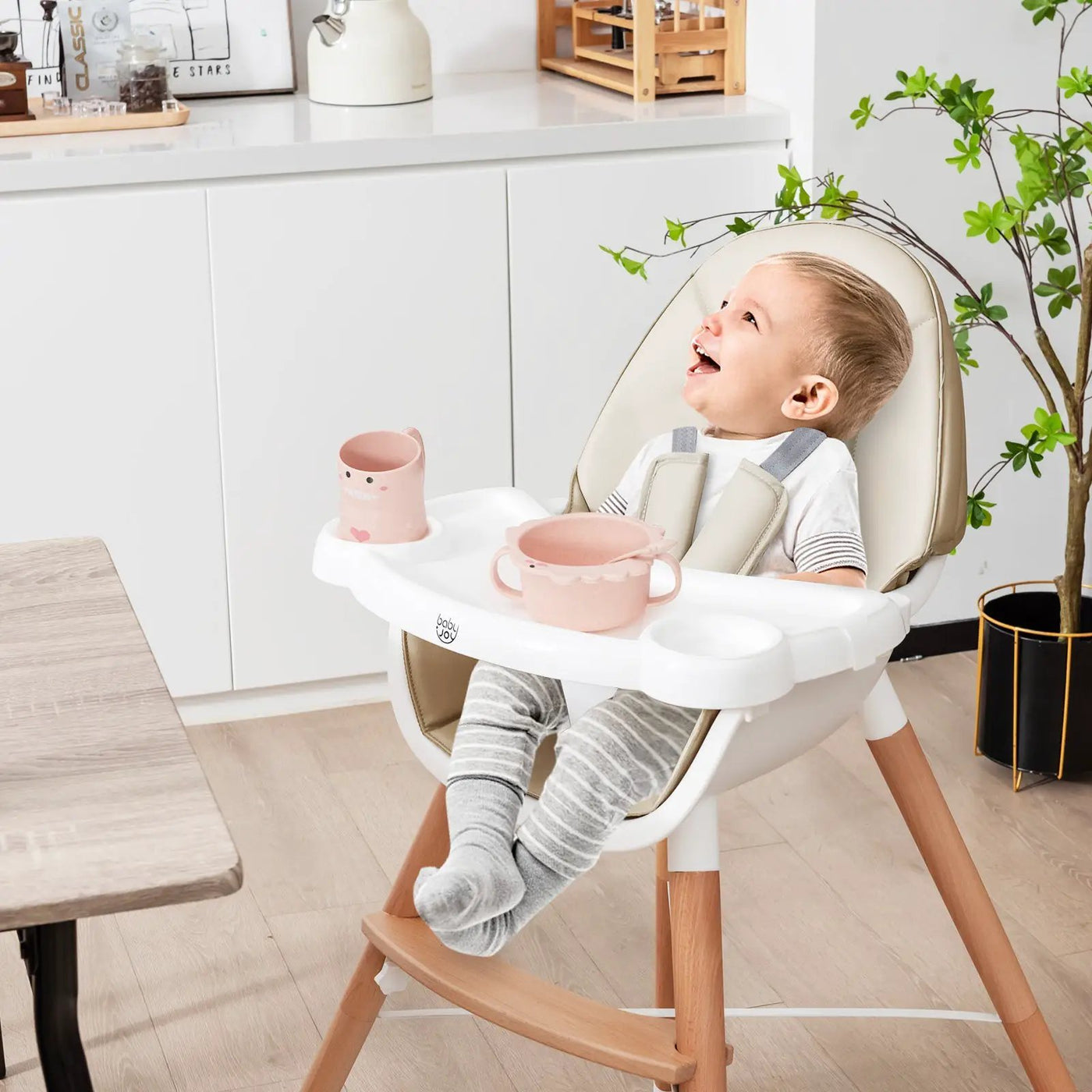 Baby High Chair with Dishwasher Safe Tray by DirectDeals