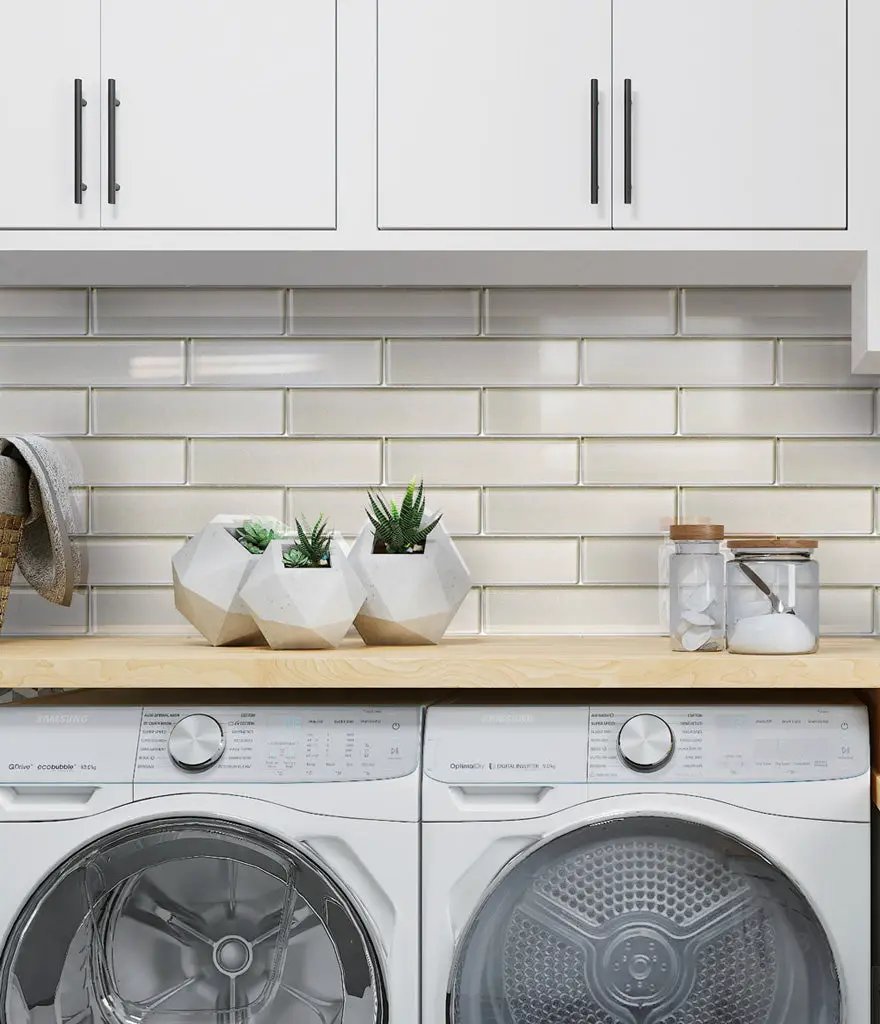 Lace White 12x12 Glossy Brick Glass Mosaic Tile (5 pack, 4.83 sq ft/case) by Apollo Tile