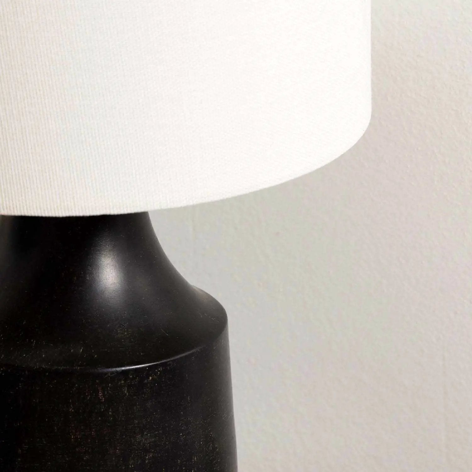 Canayan Black and Natural Resin Table Lamp by Boutique Rugs