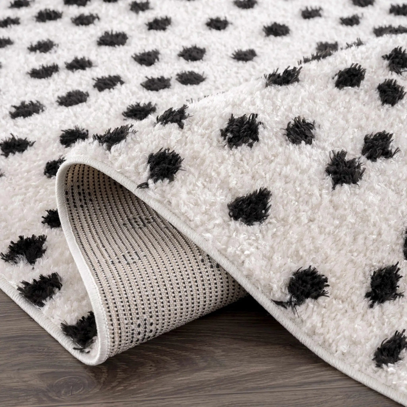 Cansu Black & White Dotted Area Rug by Boutique Rugs
