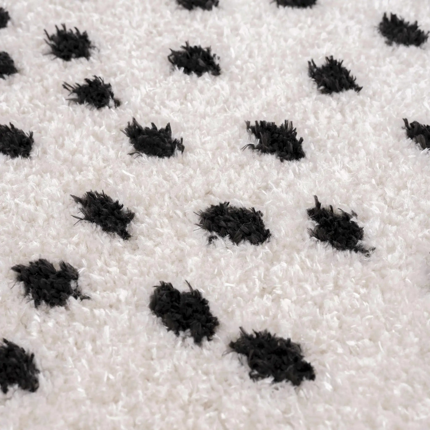 Cansu Black & White Dotted Area Rug by Boutique Rugs