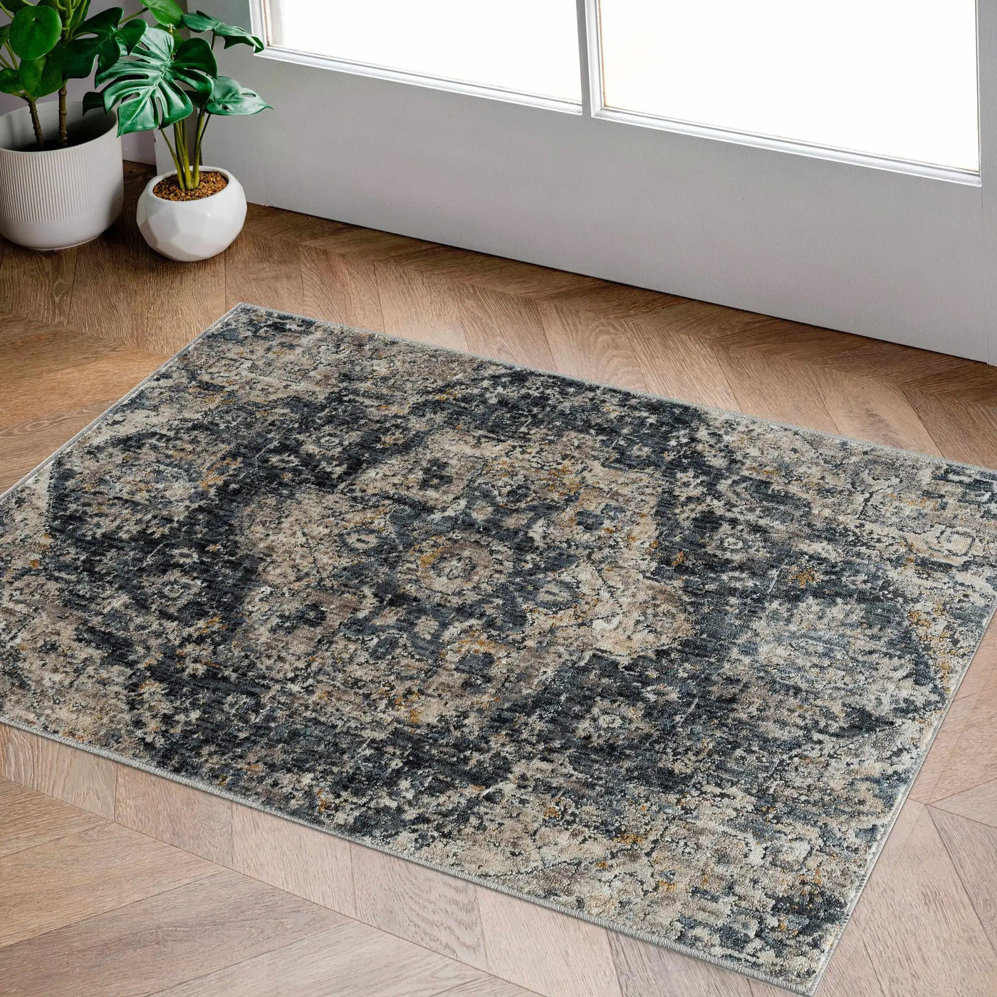 Beaudesert Luxe Fringe Rug by Boutique Rugs