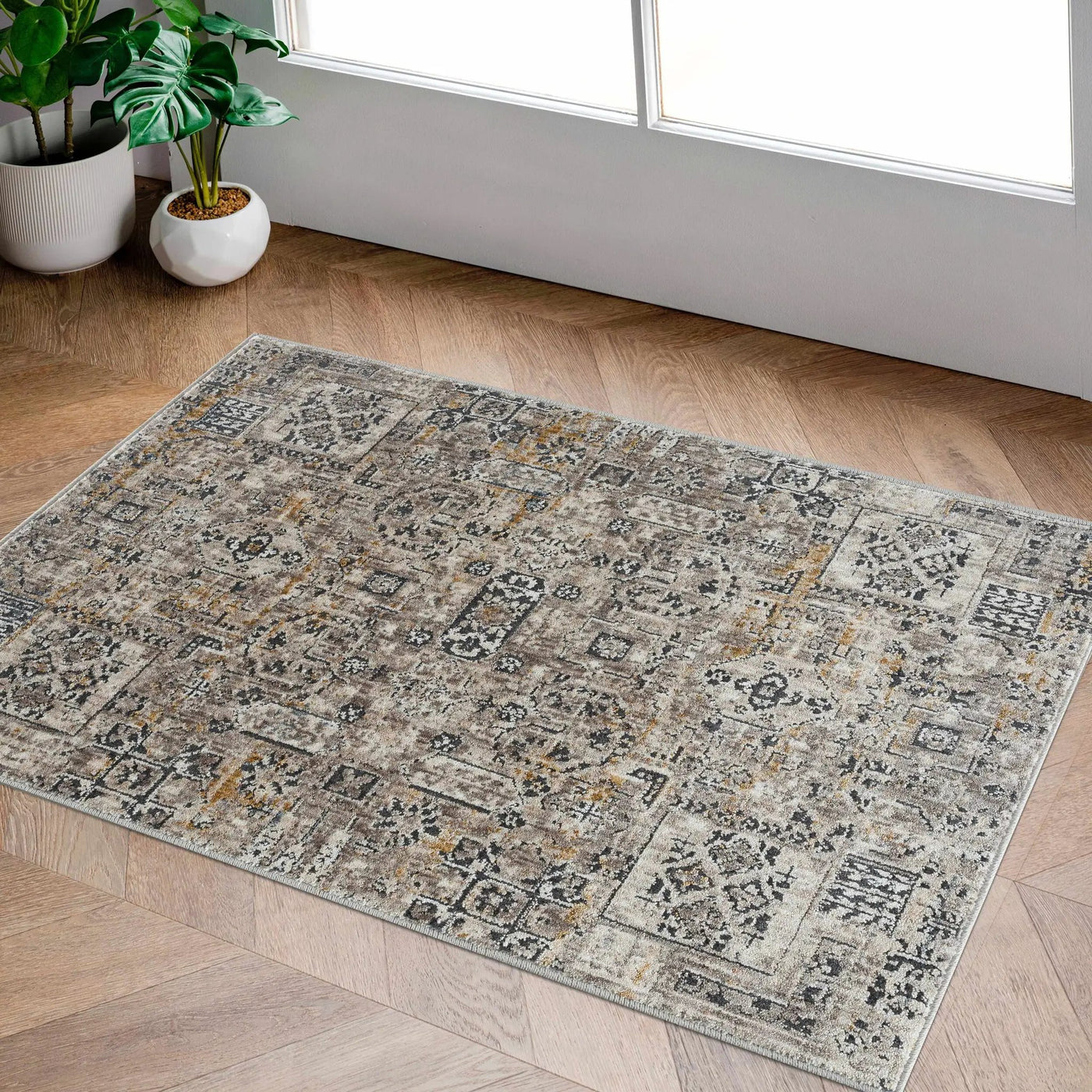 Heacham Luxe Fringe Rug - Clearance by Boutique Rugs
