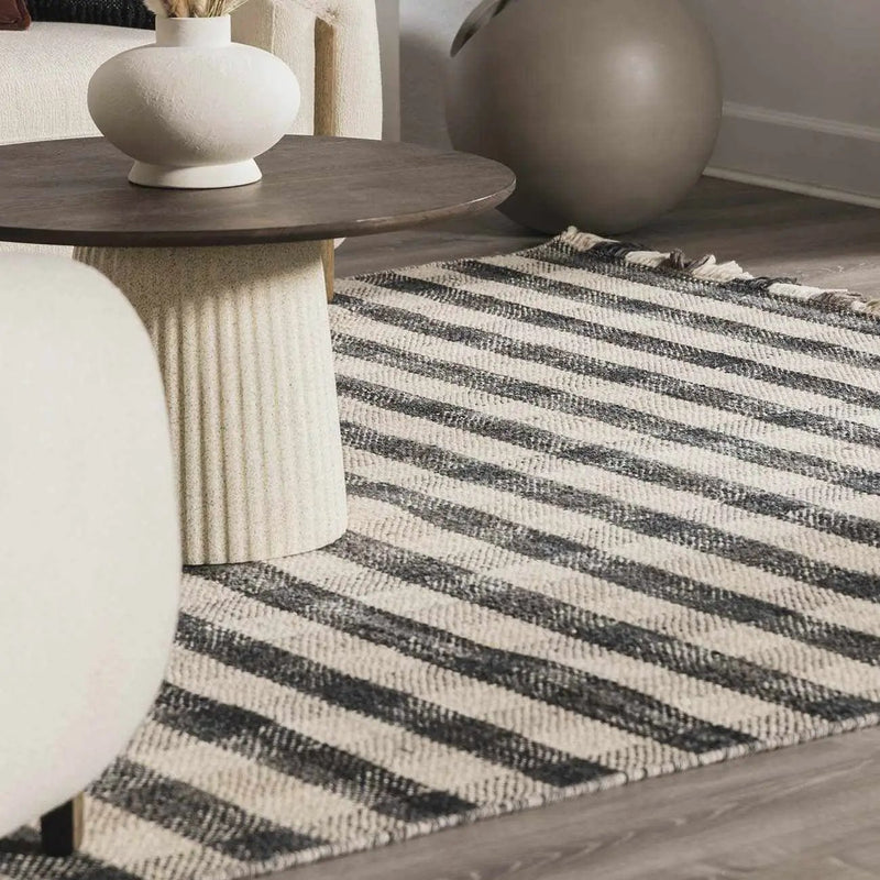 Chilliwack Gray Plaid Wool Rug by Boutique Rugs
