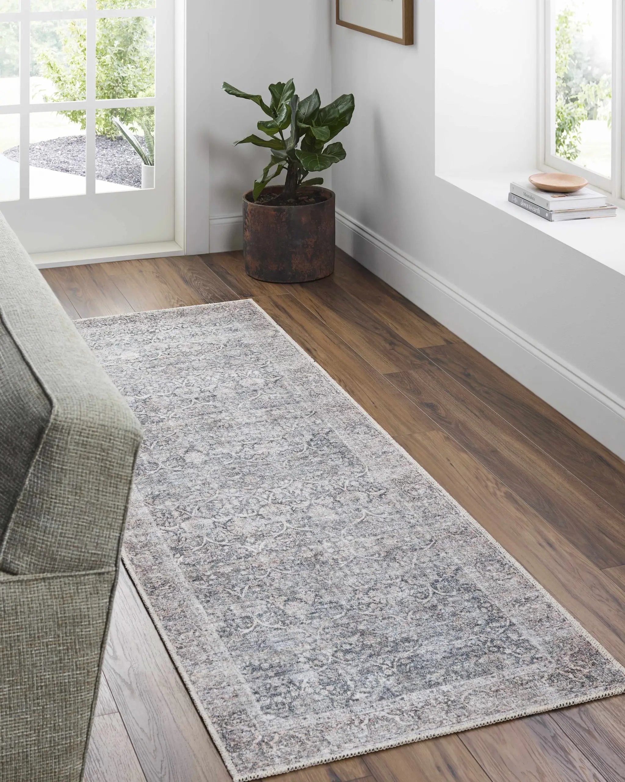 Charla Washable Area Rug by Boutique Rugs