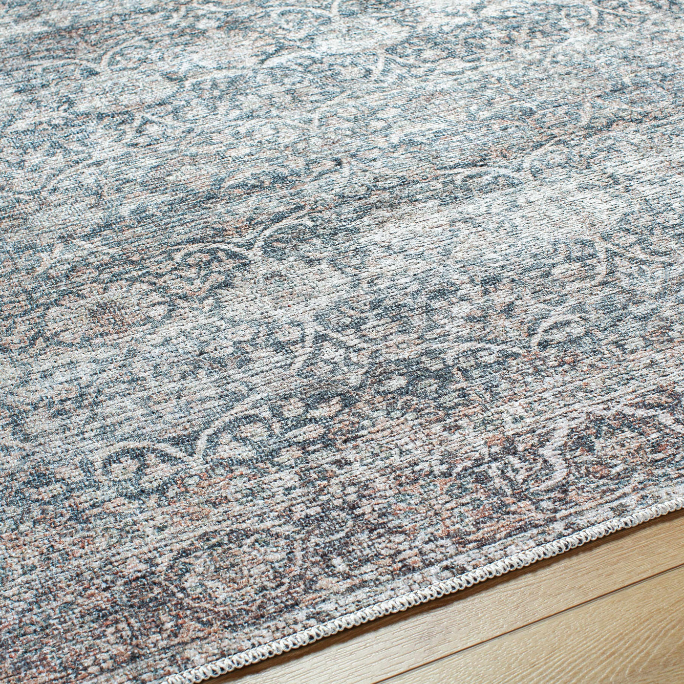 Charla Washable Area Rug by Boutique Rugs