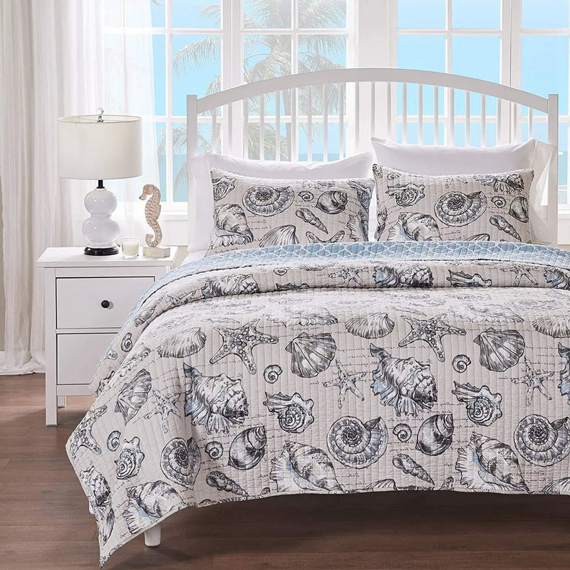 King/CAL King 3 Piece Microfiber Beach Shells Coastal Reversible Quilt Set by HomePacific