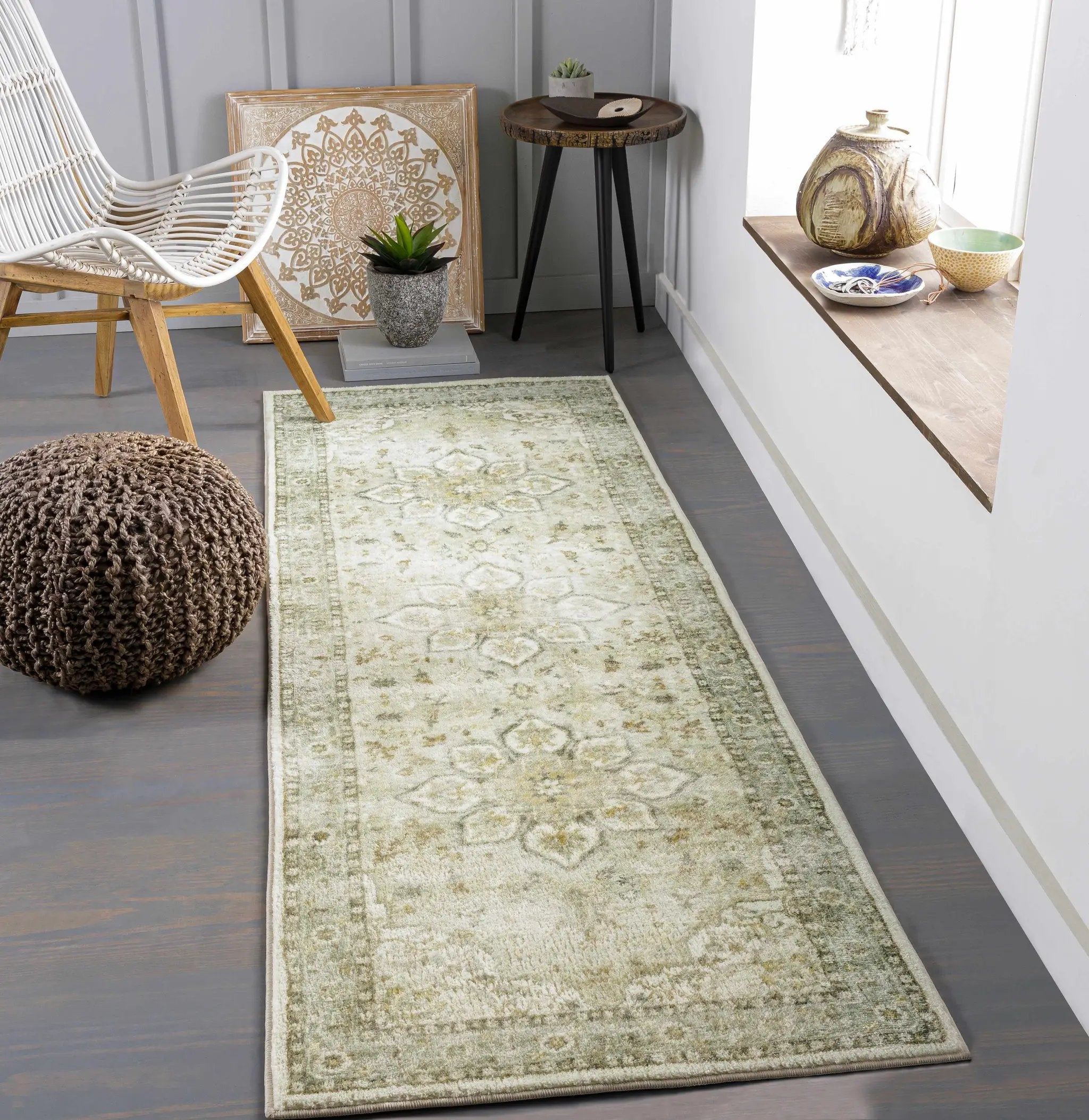 Crondall Sage Traditional Area Rug by Boutique Rugs