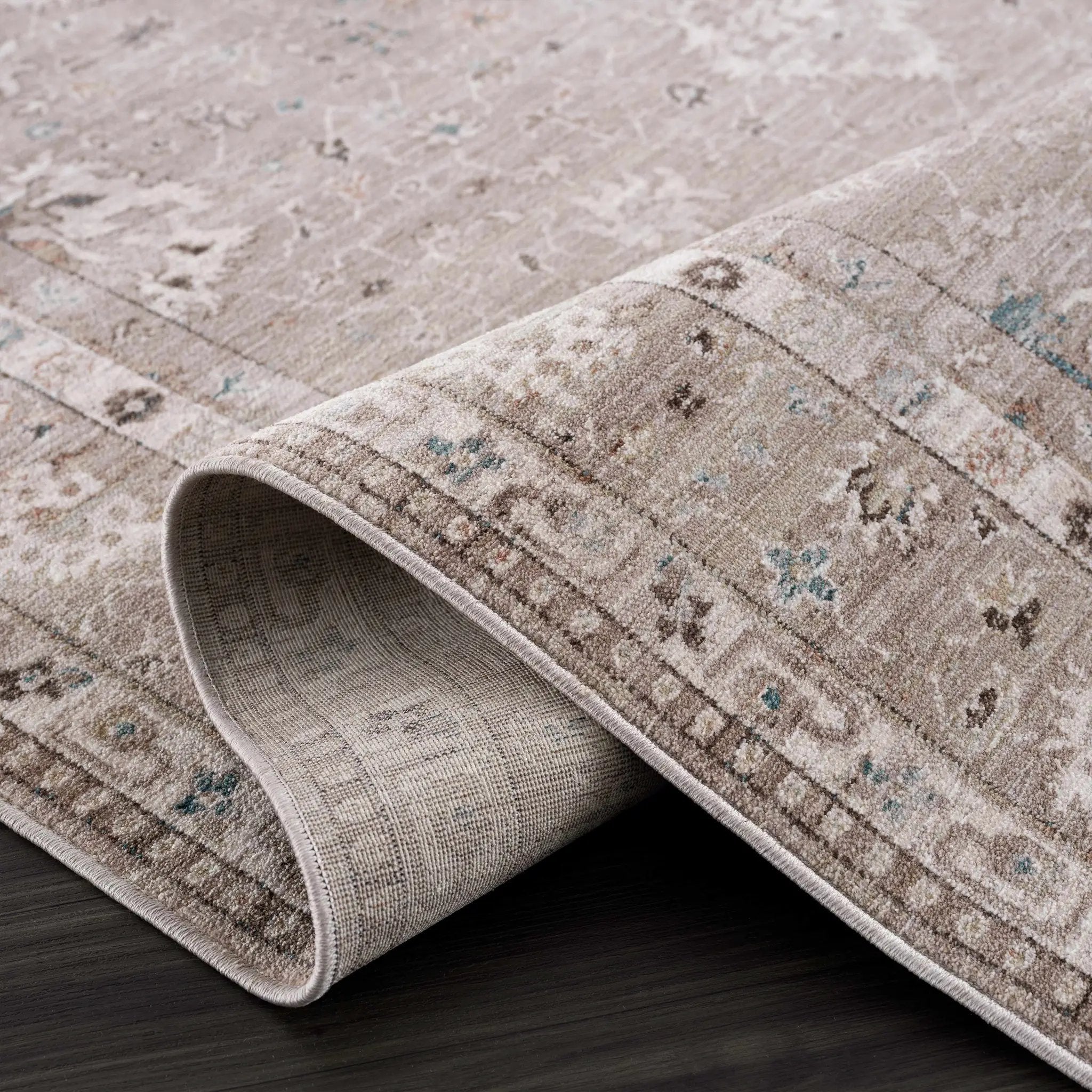 Bolitoc Area Rug - Clearance by Boutique Rugs