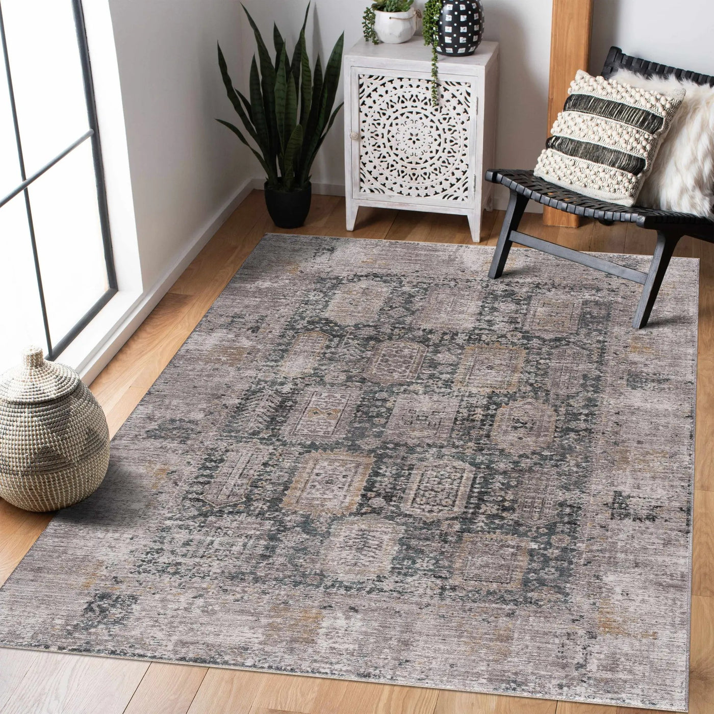 Elsu Area Rug - Clearance by Boutique Rugs