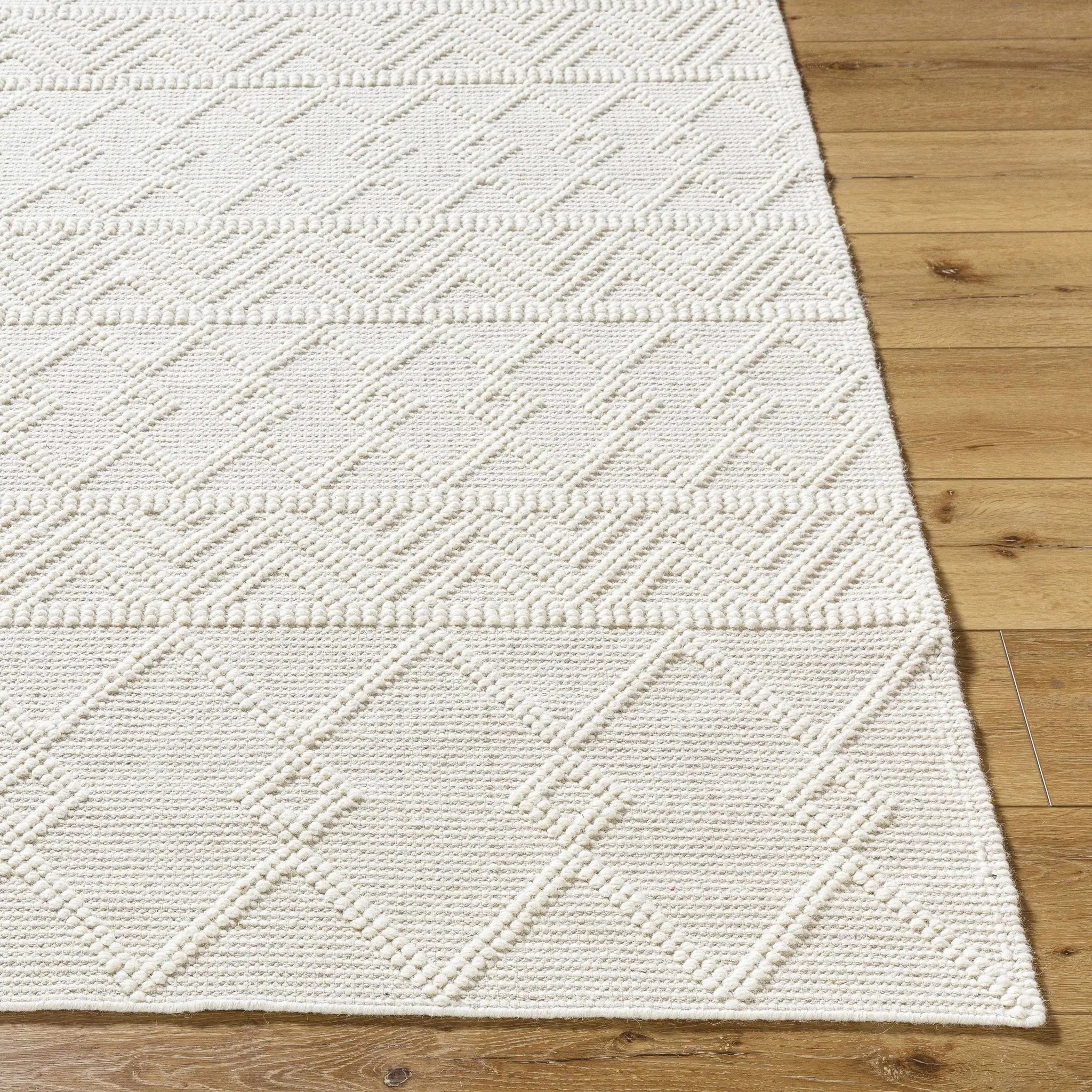 Caelum White Wool-Blend Rug by Boutique Rugs