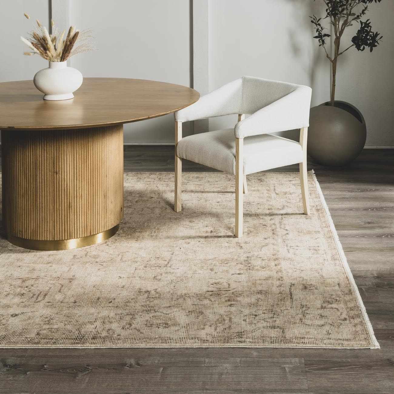 Fetscher Machine Woven Galey Alix x LIVABLISS GAHU-2300 Area Rug by Boutique Rugs