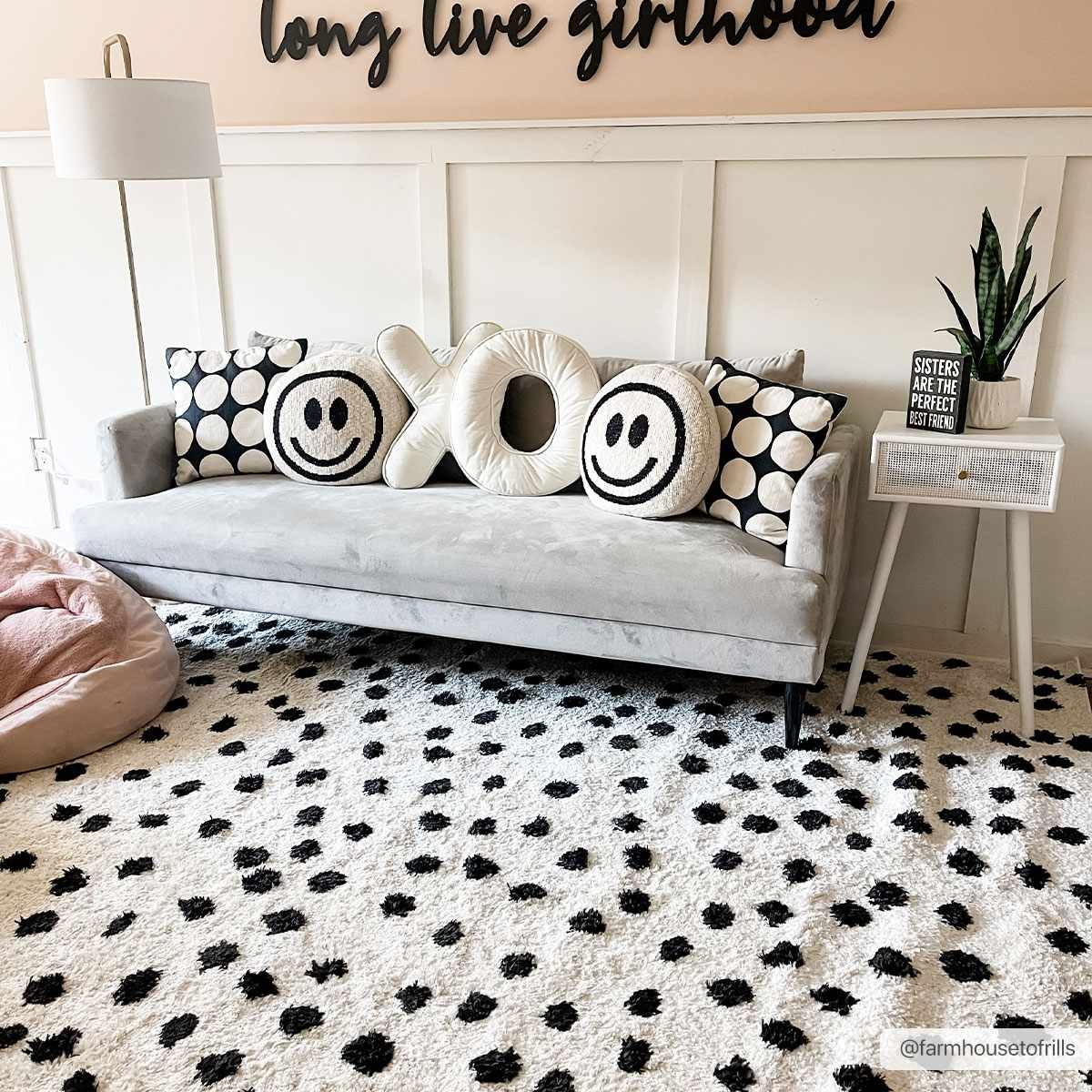 Cansu Black & White Dotted Area Rug by Boutique Rugs