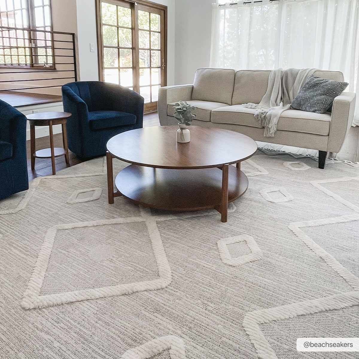 Cauldwell High/Low Pile Rug with Tassels - Clearance by Boutique Rugs