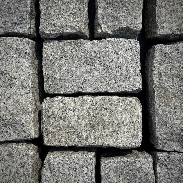 New Landscape Granite Belgian Block 8" x 4" x 4", photo 2 of 8
