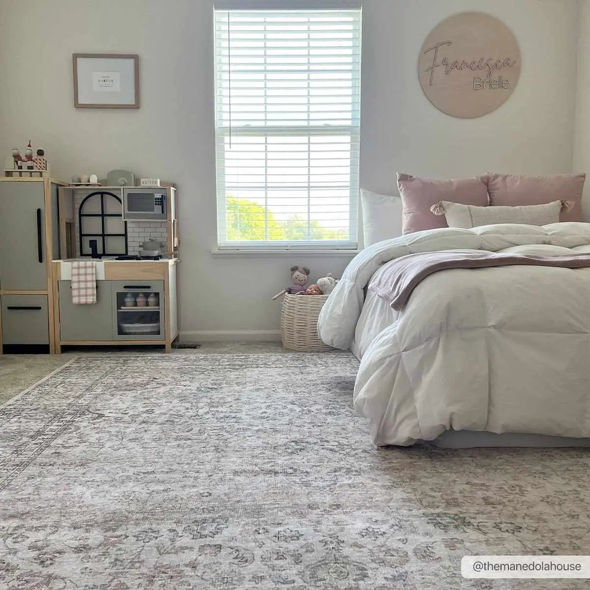 Cream Holi-2301 Washable Area Rug by Boutique Rugs