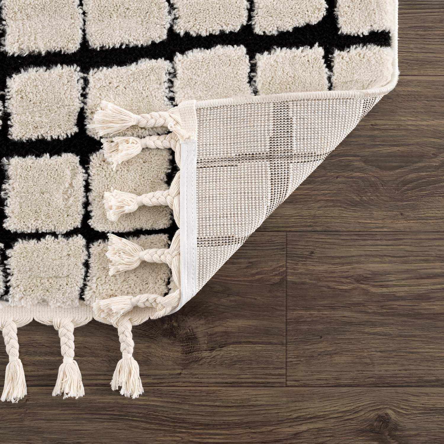 Teshi Checkered Area Rug - Clearance by Boutique Rugs