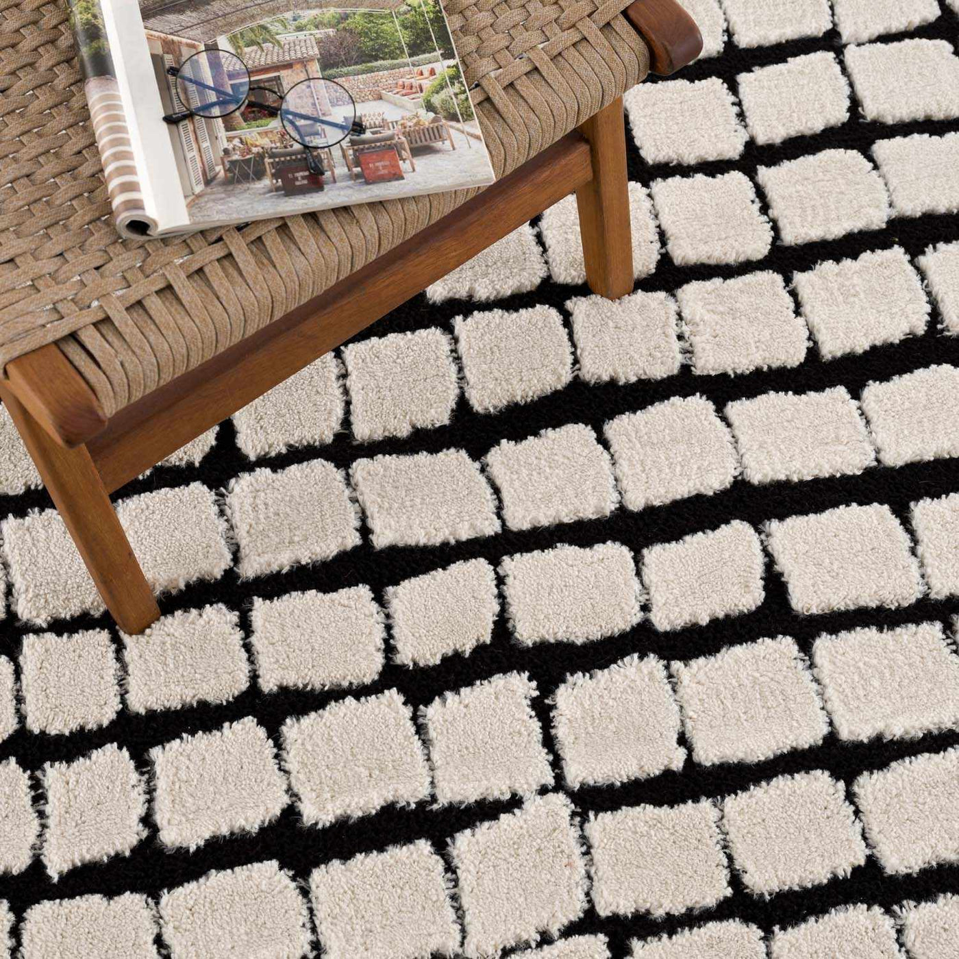 Teshi Checkered Area Rug - Clearance by Boutique Rugs