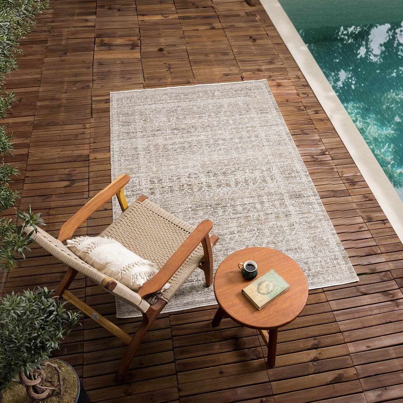 Uzuri Washable Outdoor Area Rug - Clearance by Boutique Rugs