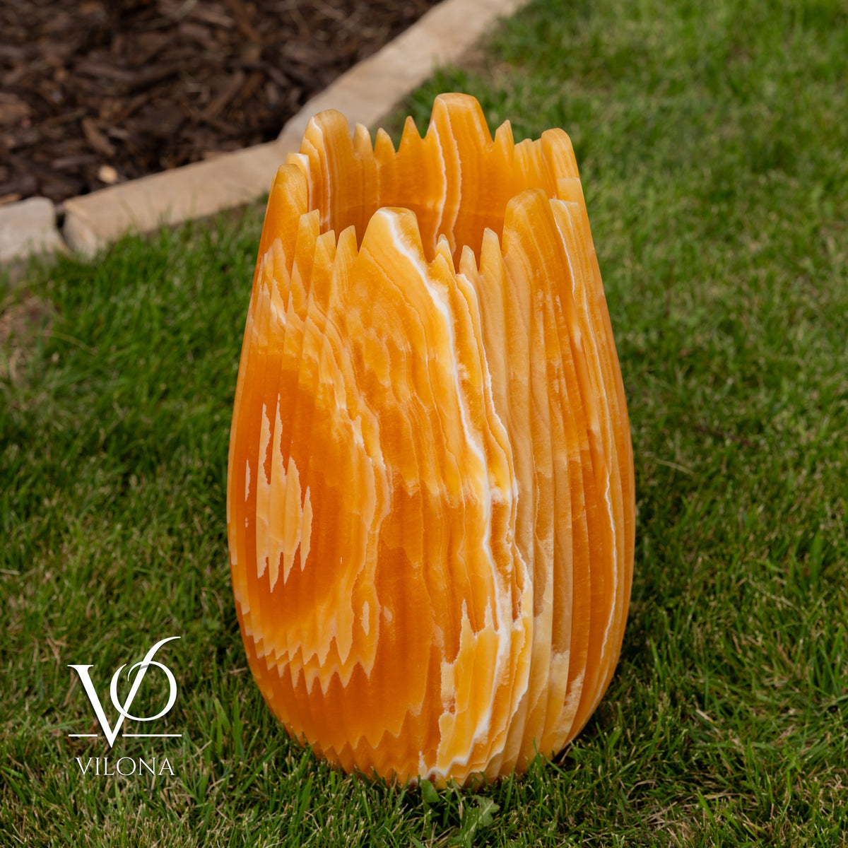 Miami Sunset Onyx Crown Lamps - Sculptural Natural Stone Pair, photo 20 of 31