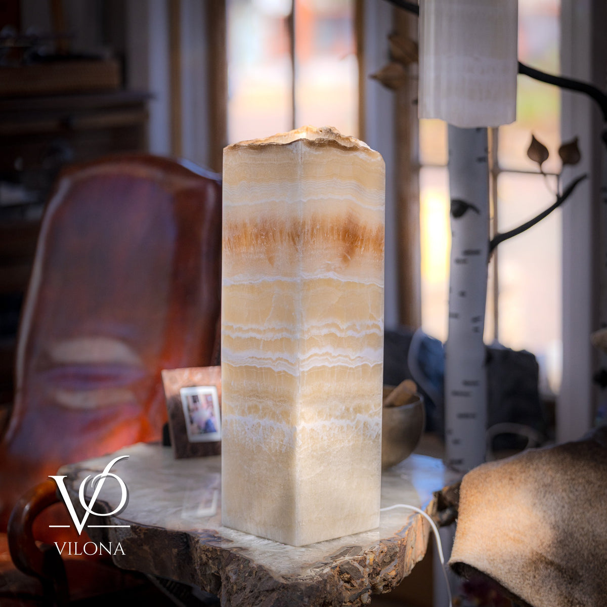 Golden Cloud Onyx Square Table Lamp 20" Tall, x 6"x 6" Square (Medium #4), photo 7 of 9