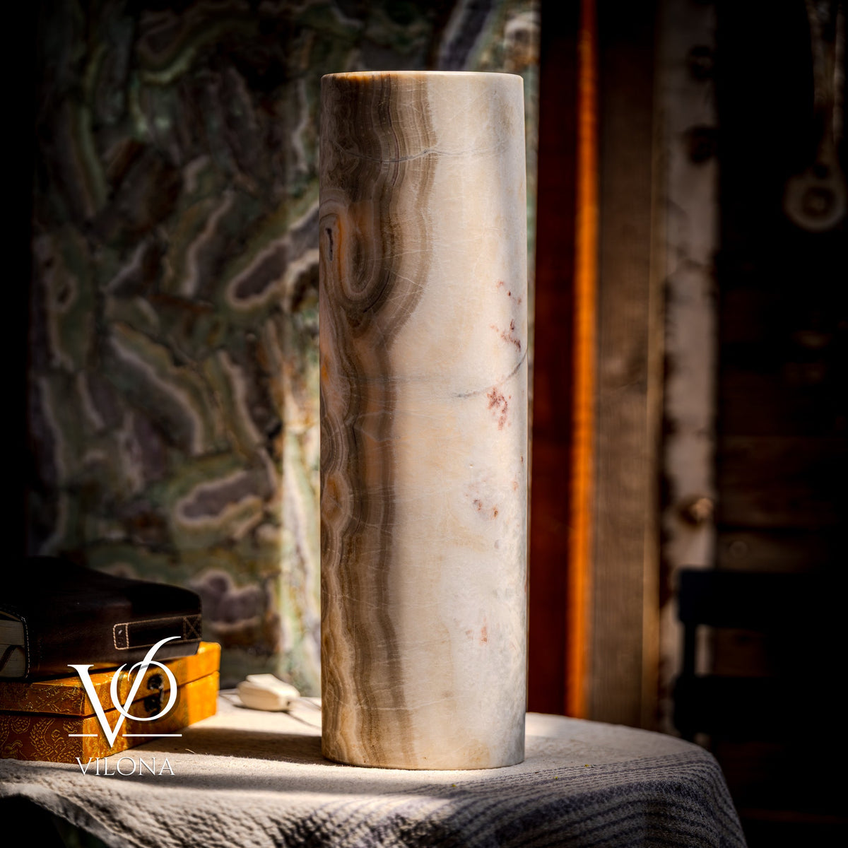 Onyx Table Lamp - Divina Claire 19.5" Tall, x 5.75" Diameter (Medium #2), photo 9 of 10