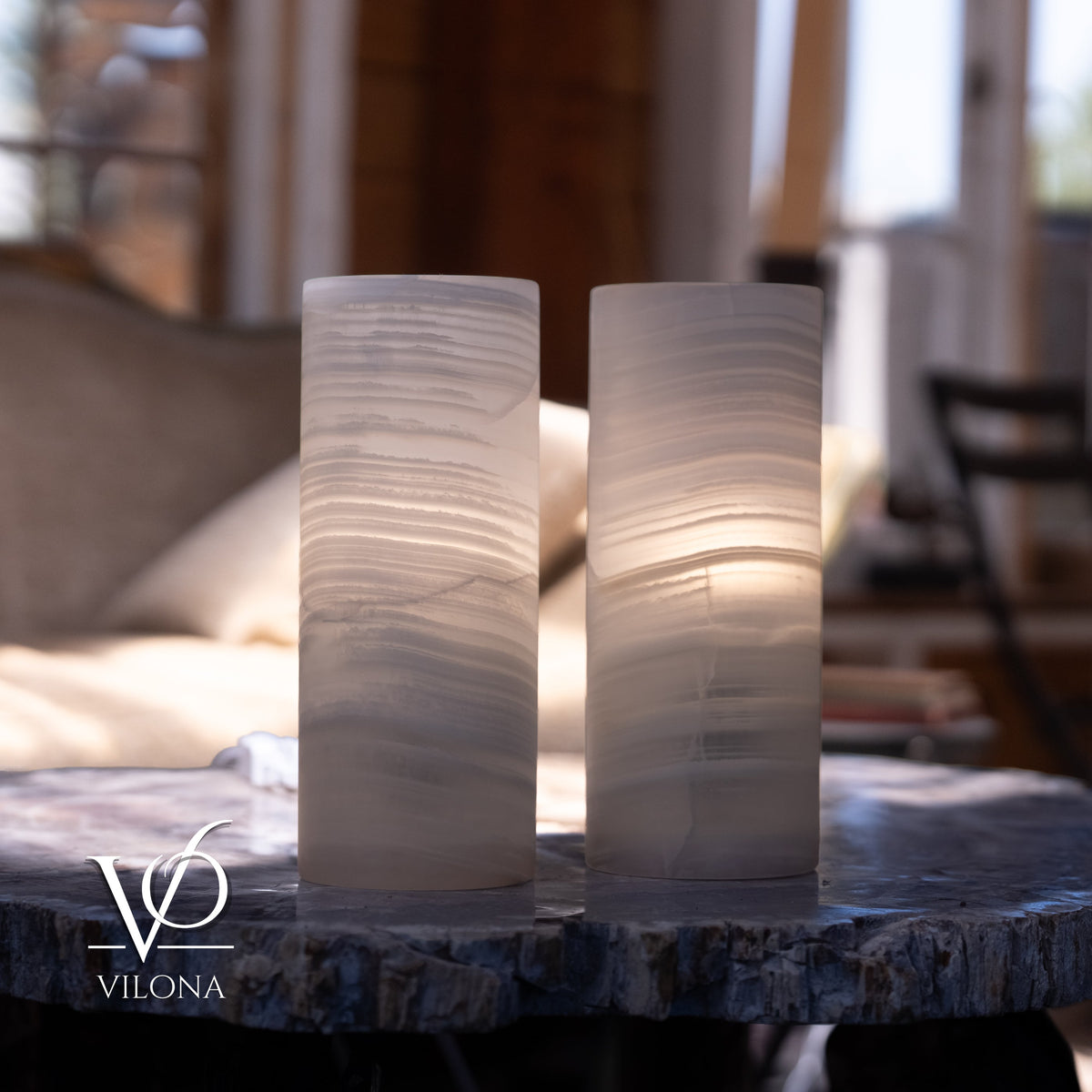 White Ice Onyx - 12" Tall, x 4.5" Diameter (Small Table Lamp Pair #1), photo 3 of 8