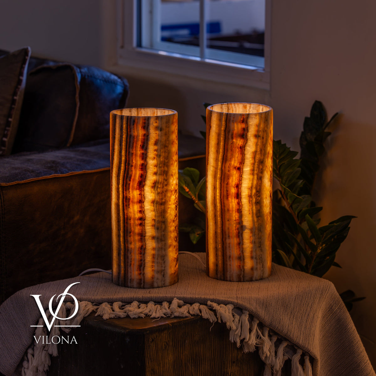 Sahara Onyx - 12" Tall, x 4.5" Diameter (Small Table Lamp Pair #1), photo 4 of 9