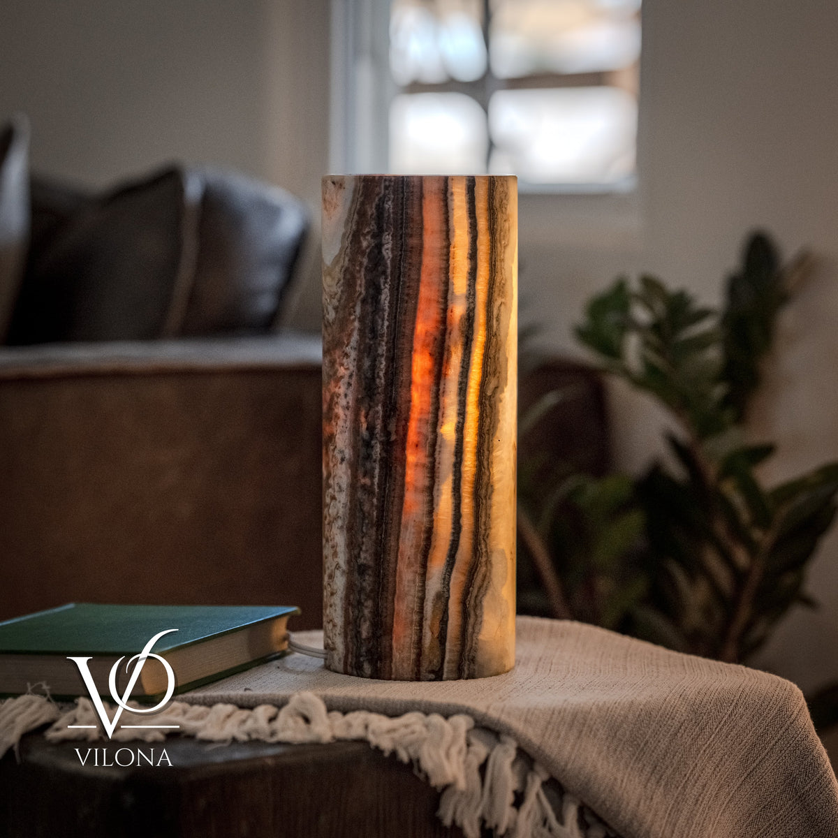 Sahara Onyx - 12" Tall, x 4.5" Diameter (Small Table Lamp #1), photo 3 of 10