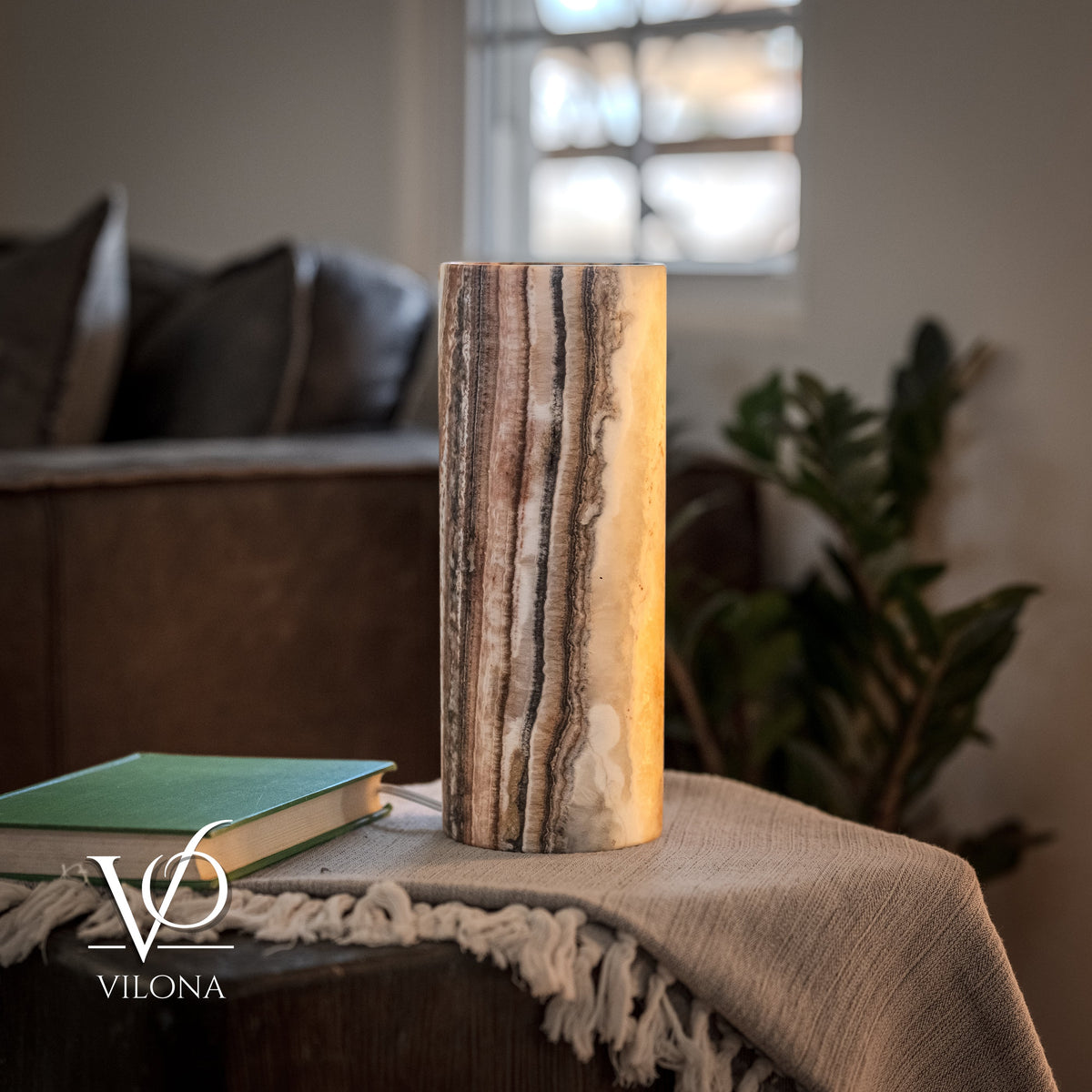 Sahara Onyx - 12" Tall, x 4.5" Diameter (Small Table Lamp #1), photo 9 of 10