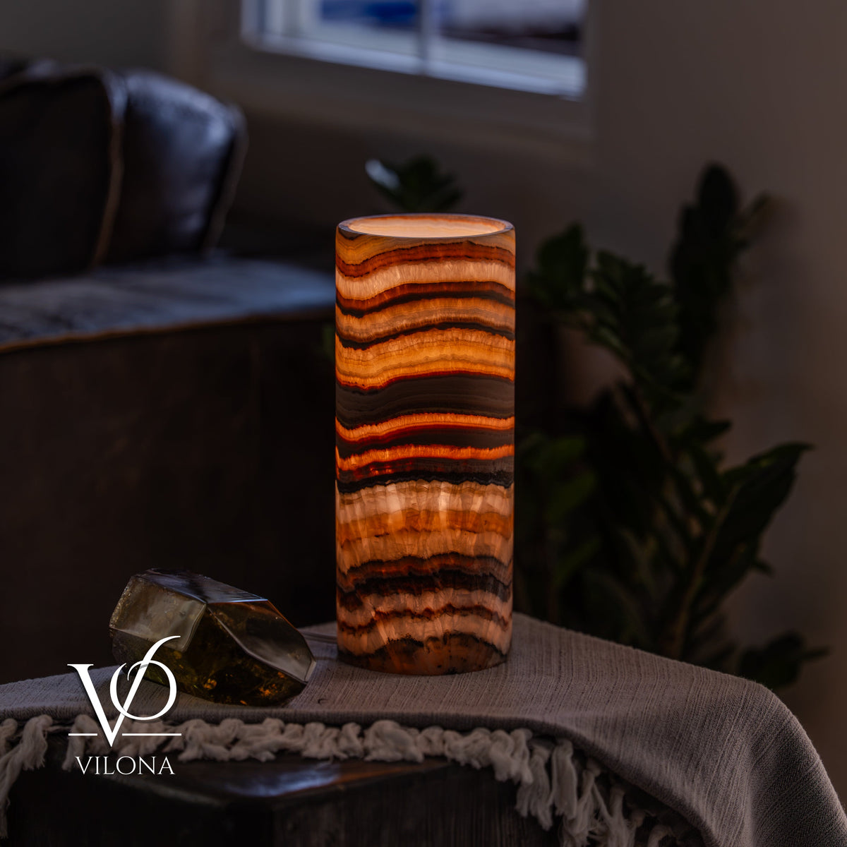 Sahara Onyx - 12" Tall, x 4.5" Diameter (Small Table Lamp #2), photo 5 of 10