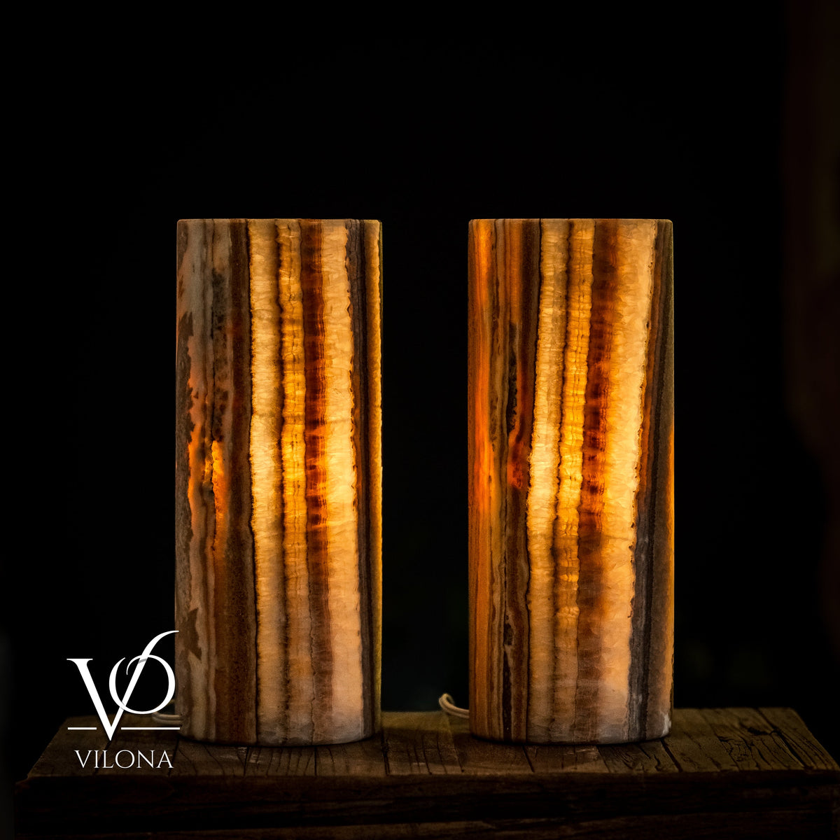 Sahara Onyx - 12" Tall, x 4.5" Diameter (Small Table Lamp Pair #2), photo 2 of 10