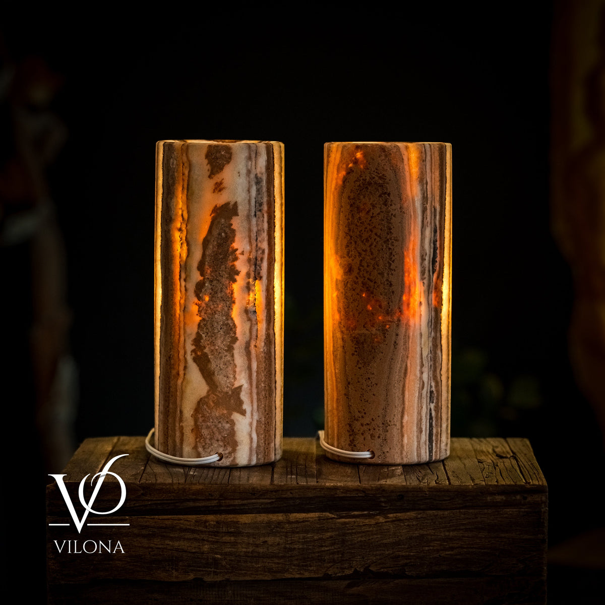 Sahara Onyx - 12" Tall, x 4.5" Diameter (Small Table Lamp Pair #2), photo 6 of 10