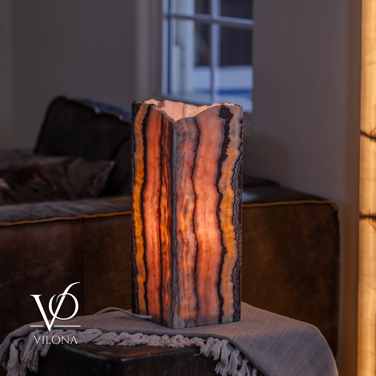 Rosa Onyx Live Edge Table Lamp – 16" Tall × 6" Square #1, photo 8 of 11